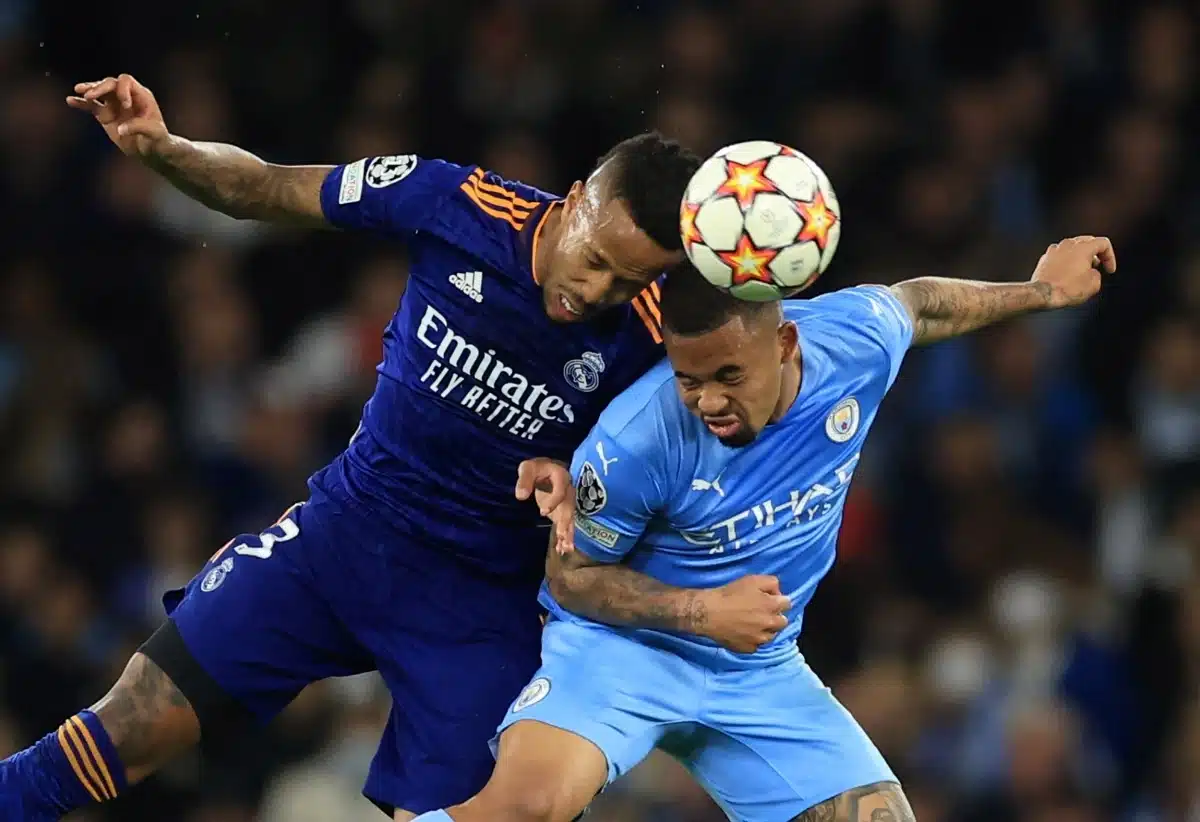 战术复盘:十人曼联如何限制阿森纳攻势