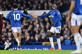 贝尼特斯的魔法中场调整-开云体育