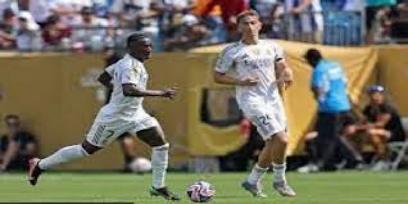 伊万·托尼回归的战术意义 — 开云体育视角- 开云体育