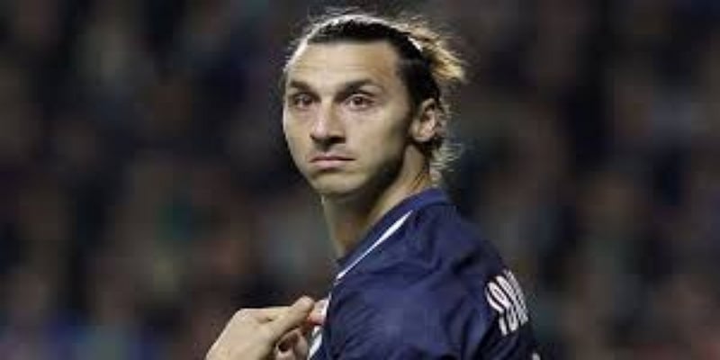 国家队传奇：红龙军团的钢铁脊梁- 开云体育