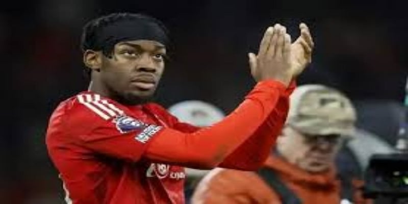 战术拼图：开云体育剖析米多在体系中的角色  - 开云体育