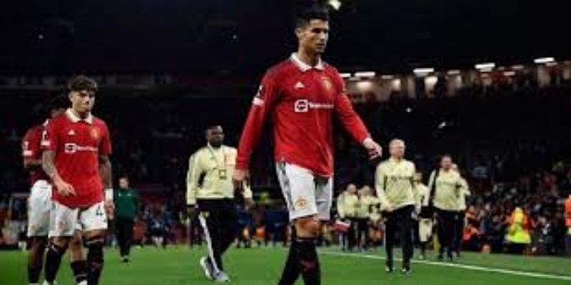 未来展望：开云体育预测内维尔能否带领瓦伦西亚重生-开云体育