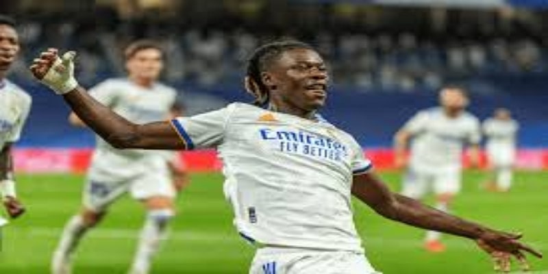 卡马文加的成长轨迹：从难民营到伯纳乌的足球神童- 开云体育